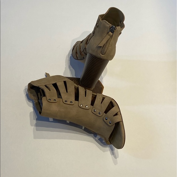 Indigo Rd Size 6M - Picture 5 of 12